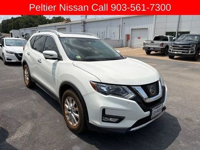 Used 2017 Nissan Rogue SV w/ Sun & Sound Touring Package