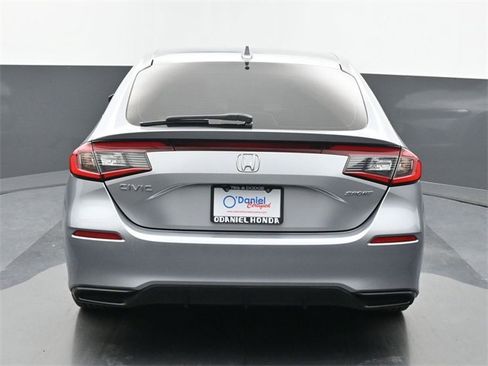 Used 2023 Honda Civic Sport image 4