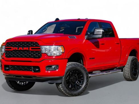 Used 2024 RAM 2500 Big Horn w/ Sport Appearance Package image 5