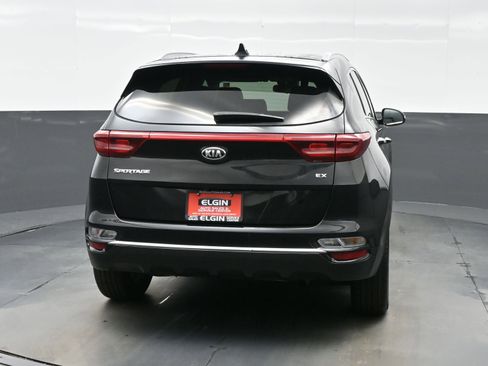 Used 2020 Kia Sportage EX image 5