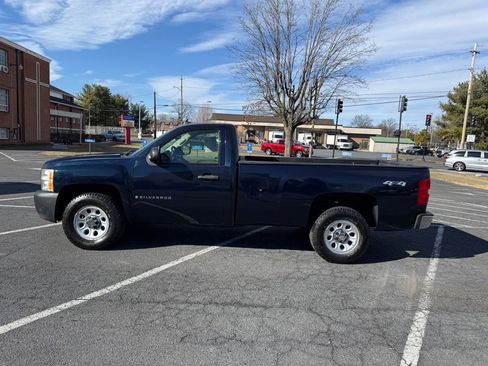 Used 2007 Chevrolet Silverado 1500 W/T image 1
