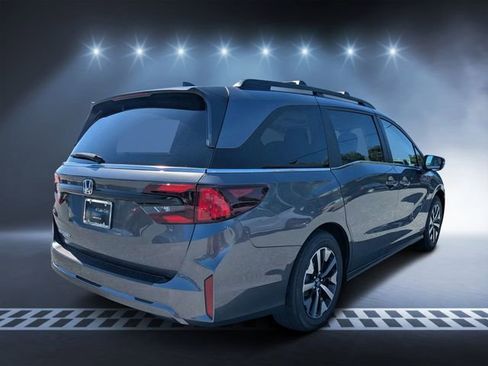 New 2026 Honda Odyssey EX-L image 3