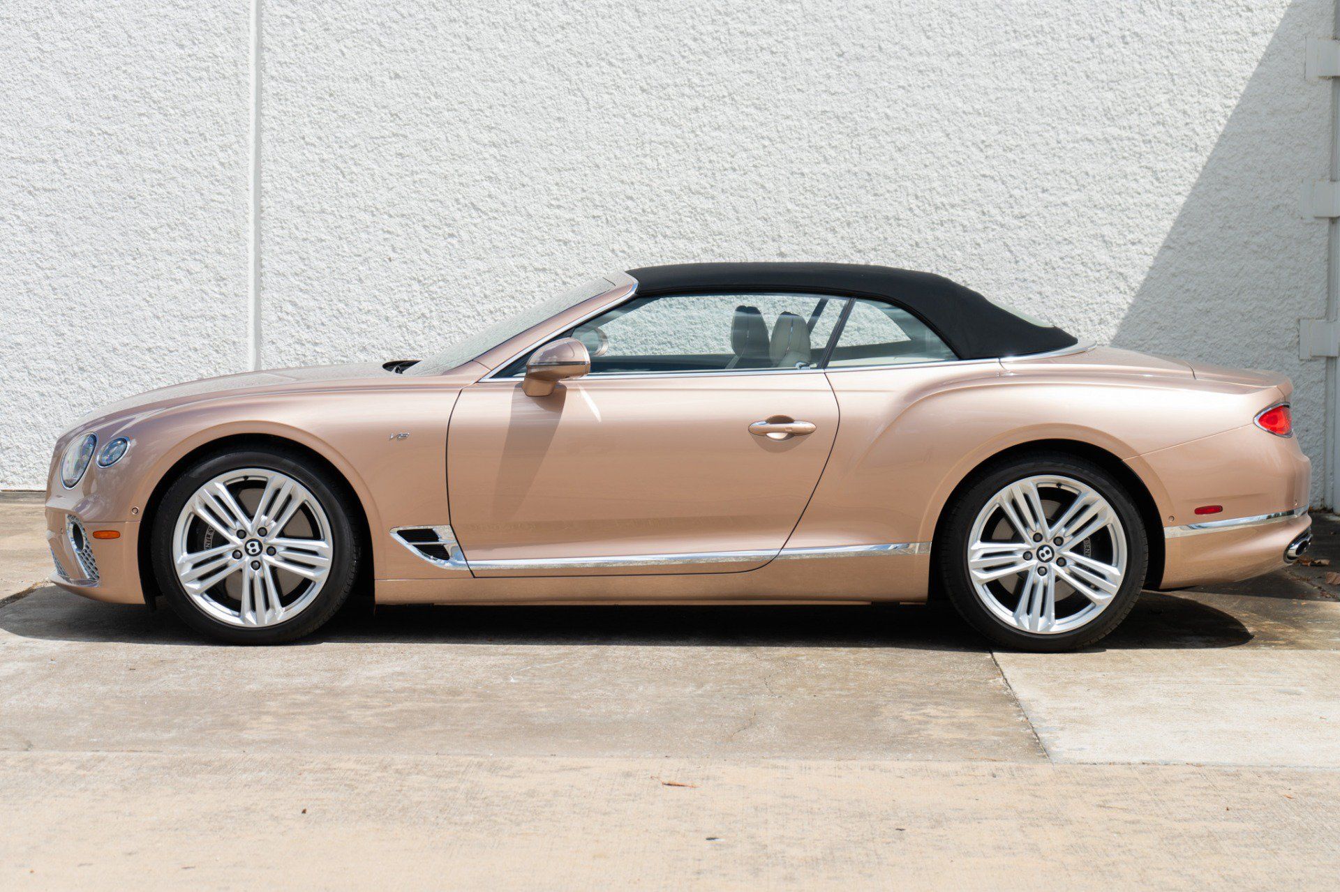 Used 2022 Bentley Continental GT AWD/4WD image 8