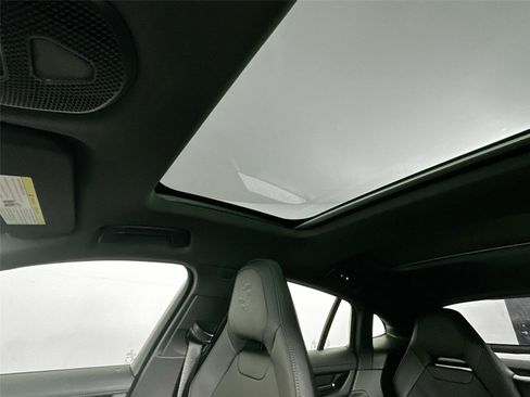 Certified 2026 Porsche Panamera image 35