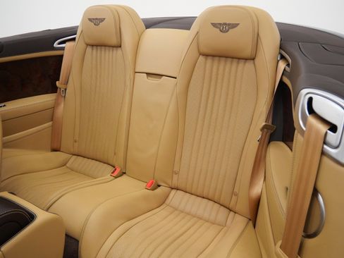Used 2018 Bentley Continental GT AWD/4WD image 16