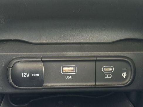 Used 2024 Kia Telluride S w/ S Sunroof Package FWD image 21
