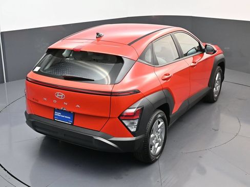 Certified 2026 Hyundai Kona SE FWD image 17