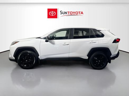 Used 2025 Toyota RAV4 LE FWD image 7