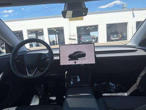Used 2025 Tesla Model 3 RWD image 18