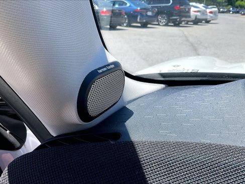 Used 2025 MINI Cooper S FWD image 34