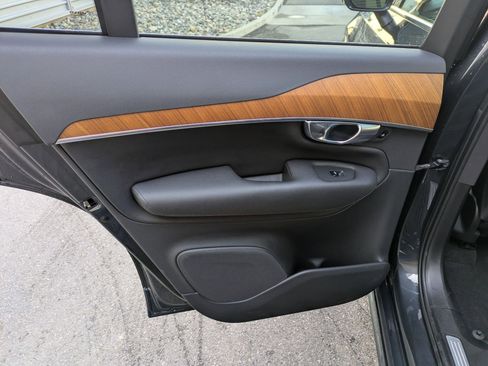 Certified 2022 Volvo XC90 T8 Inscription Expression image 31