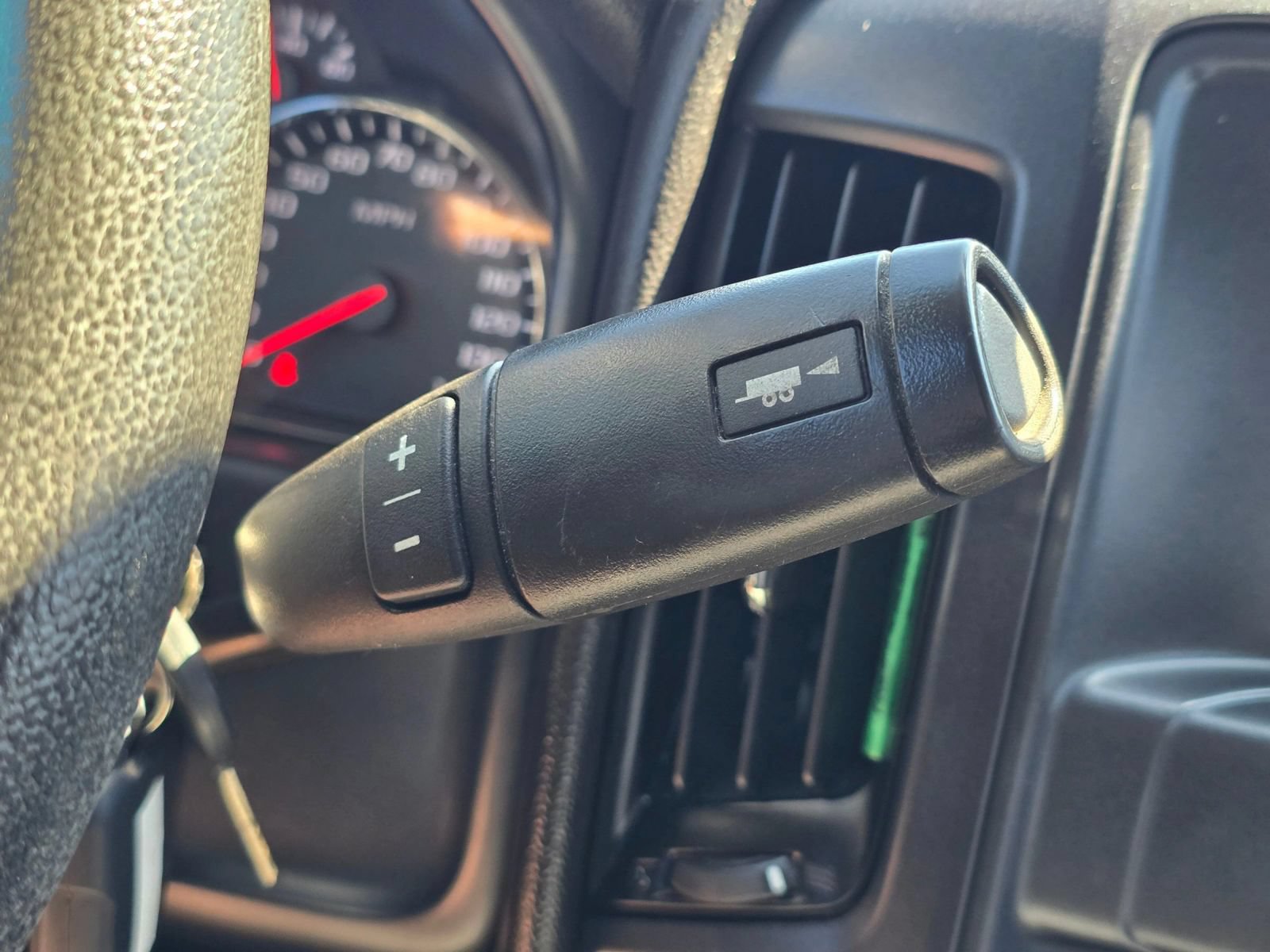 Used 2019 Chevrolet Silverado 2500 W/T AWD/4WD image 29
