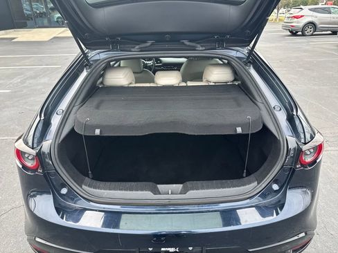 Used 2020 MAZDA MAZDA3 Hatchback w/ Preferred Package image 26