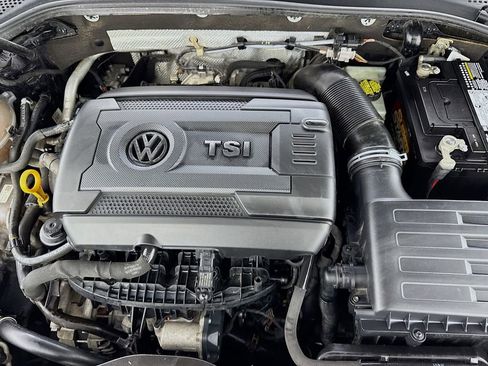 Used 2015 Volkswagen GTI S FWD image 35