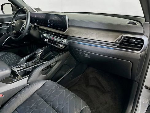 Used 2023 Kia Telluride SX X-Line image 33