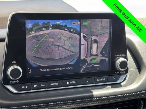 Used 2021 Nissan Rogue SV AWD/4WD image 16