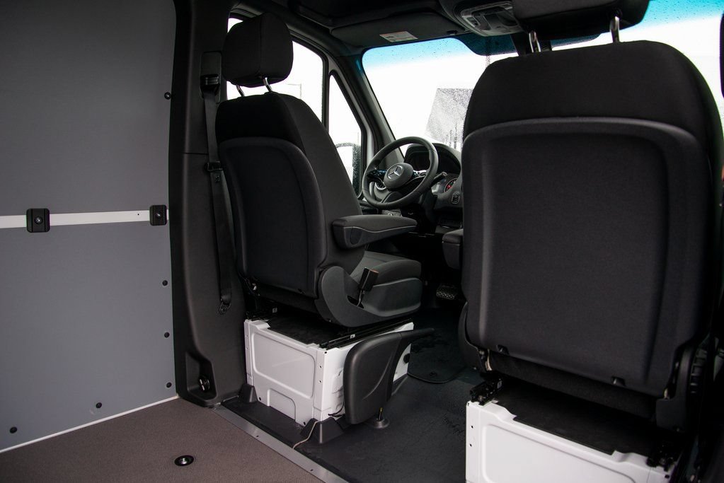 New 2026 Mercedes-Benz Sprinter 2500 image 18