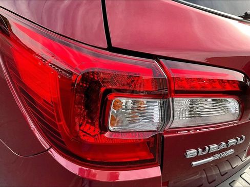 Used 2016 Subaru Outback 2.5i Limited AWD/4WD image 23