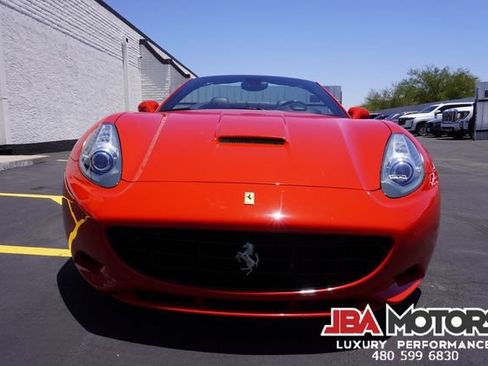 Used 2014 Ferrari California RWD image 69