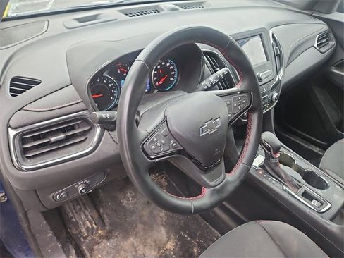 Used 2023 Chevrolet Equinox RS image 8