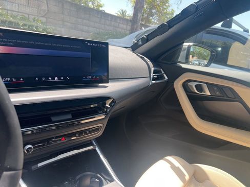 Used 2025 BMW 230i Coupe w/ Convenience Package RWD image 9