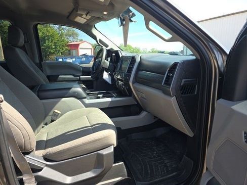 Used 2019 Ford F250 XLT w/ XLT Value Package AWD/4WD image 12