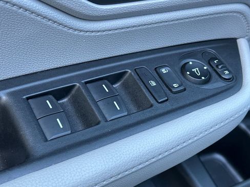 Used 2019 Honda Odyssey EX-L image 13