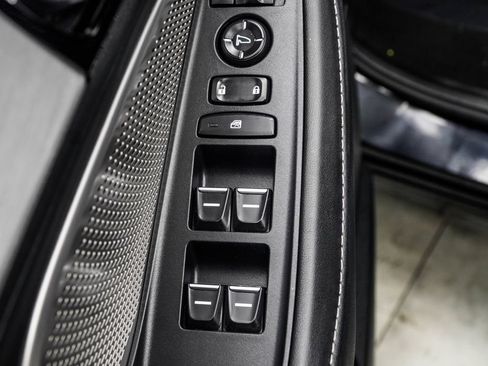 Used 2024 Acura MDX w/ Technology Package FWD image 36