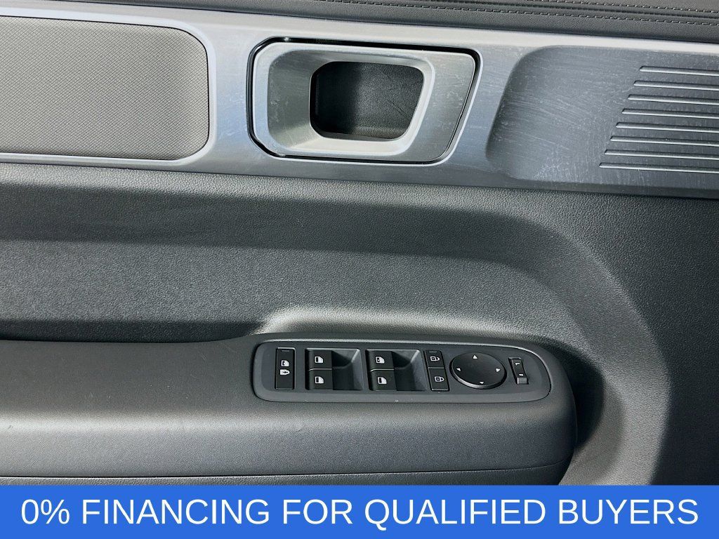 Certified 2026 Hyundai Santa Fe SE FWD image 17