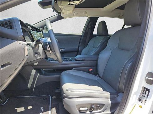 Used 2024 Lexus RZ 300e Premium w/ Technology Package FWD image 12