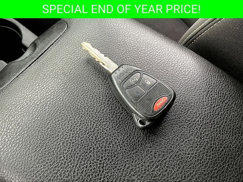 Used 2016 Jeep Wrangler Unlimited Rubicon w/ Connectivity Group image 31