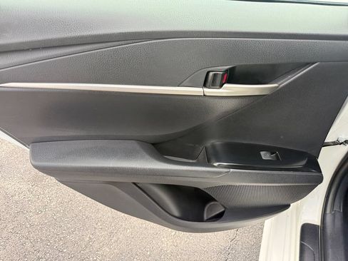 Used 2025 Toyota Camry SE FWD image 24