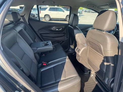 Used 2018 GMC Terrain SLT AWD/4WD image 18