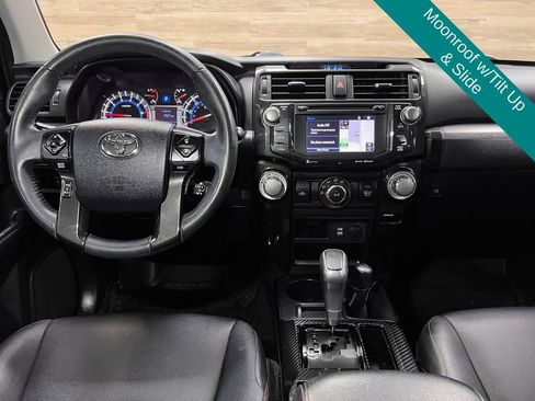 Used 2018 Toyota 4Runner TRD Off-Road Premium AWD/4WD image 2