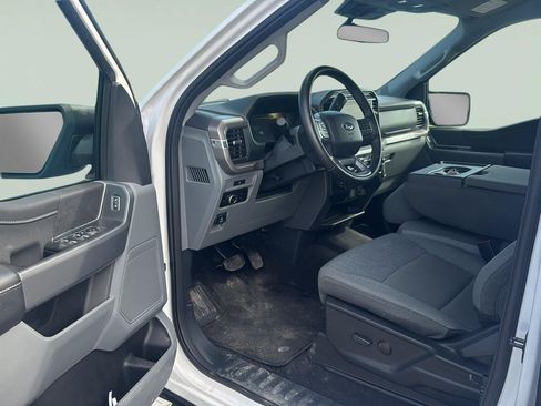 Used 2025 Ford F150 XLT w/ Equipment Group 301A Standard AWD/4WD image 9