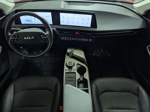 Used 2024 Kia EV6 Light RWD image 10