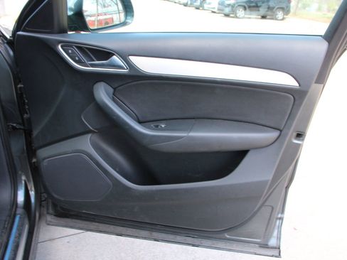 Used 2018 Audi Q3 2.0T Premium image 27