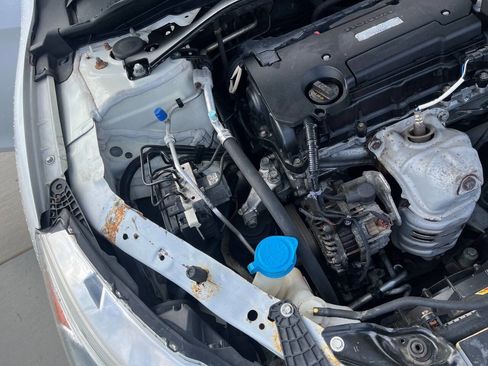 Used 2017 Honda Accord Sport image 31