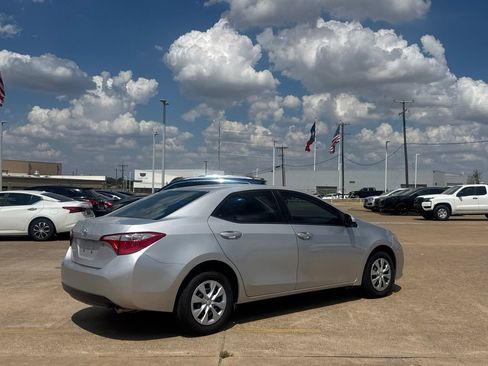 Used 2016 Toyota Corolla L FWD image 26