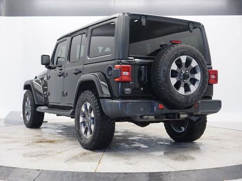 Certified 2018 Jeep Wrangler Unlimited Sahara image 6