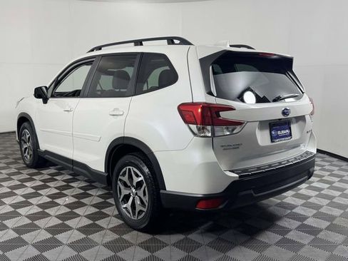 Certified 2023 Subaru Forester Premium AWD/4WD image 8