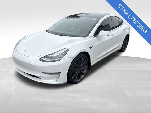 Used 2020 Tesla Model 3 Performance image 4