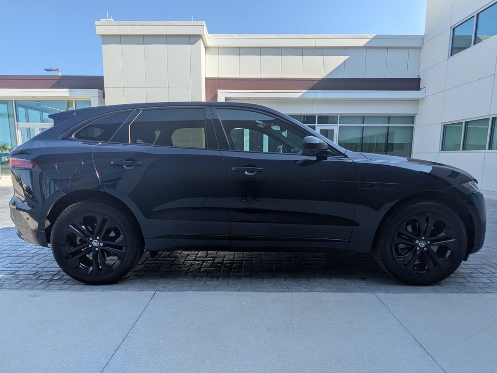 Certified 2026 Jaguar F-PACE R-Dynamic S AWD/4WD image 7
