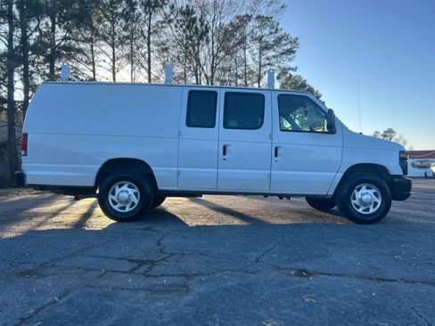 Used 2013 Ford E-350 and Econoline 350 Extended Super Duty image 6