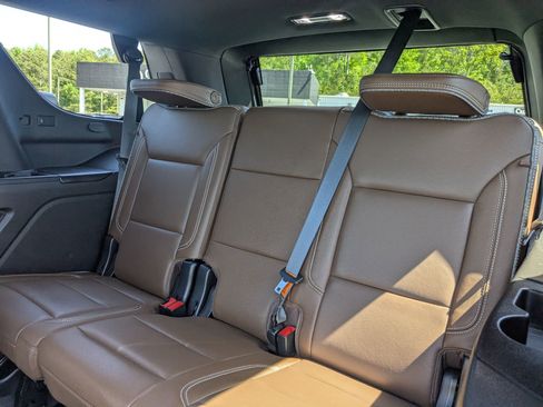 Used 2021 Chevrolet Tahoe High Country image 27