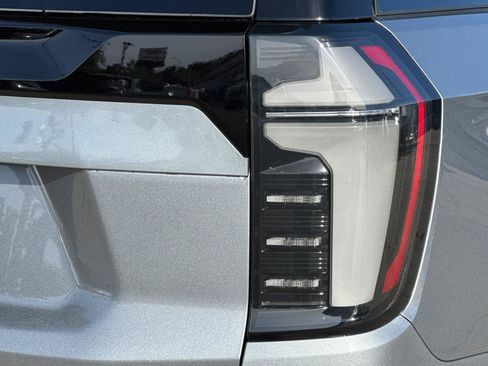 New 2026 Chevrolet Tahoe High Country AWD/4WD image 37