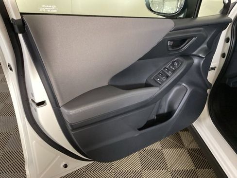 Certified 2025 Subaru Crosstrek 2.0i Premium image 16
