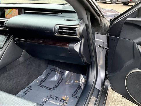 Used 2015 Lexus RC 350 image 18