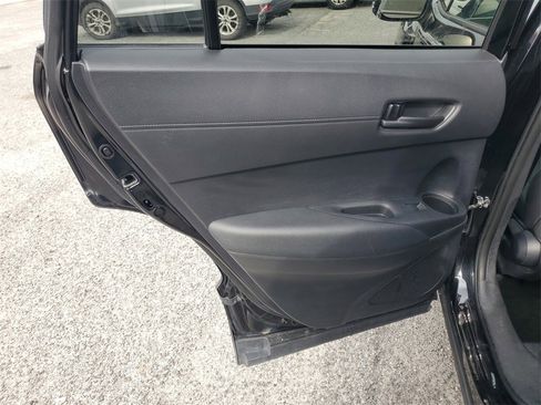 Used 2022 Toyota Corolla Cross LE image 29