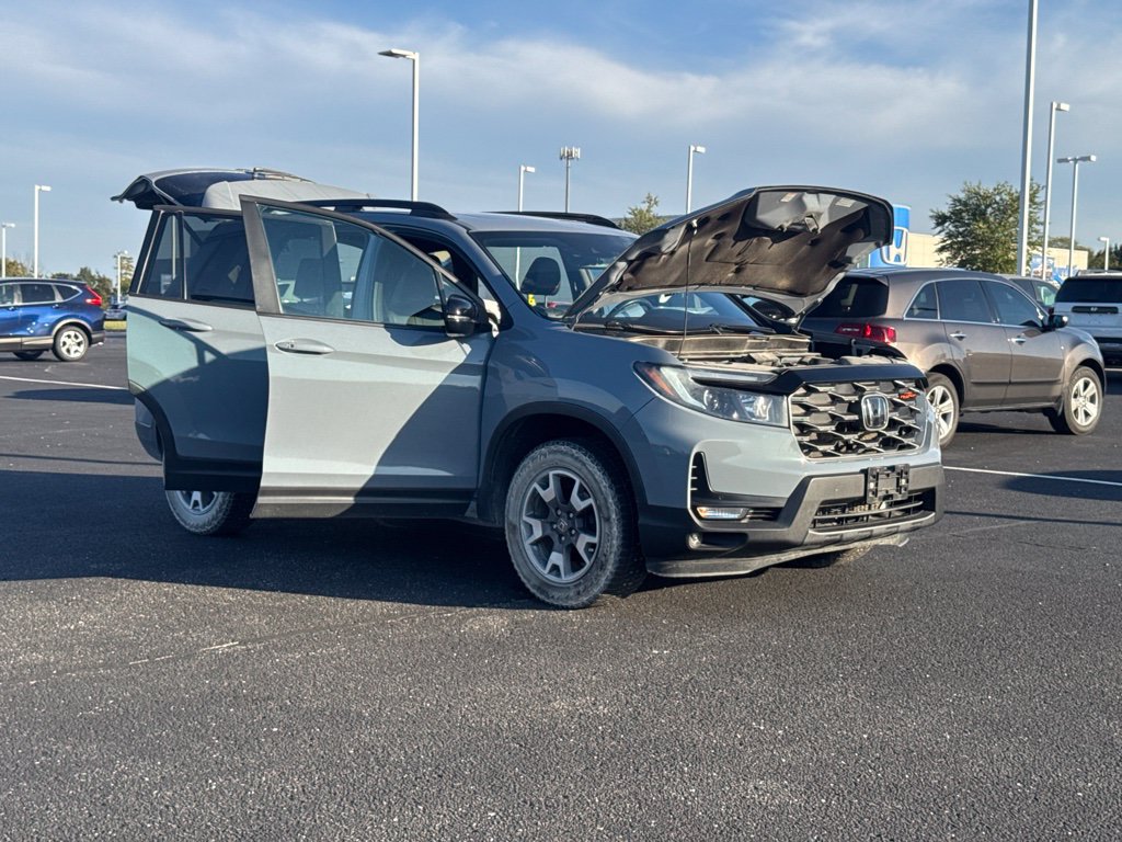 Used 2023 Honda Passport TrailSport image 9